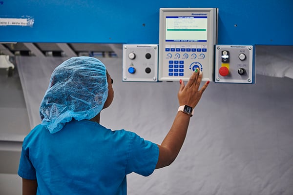 What sets us apart from other laundries are the customized services that we provide, from customer owned goods and linen rental to customized linen deployment and specialized reporting.